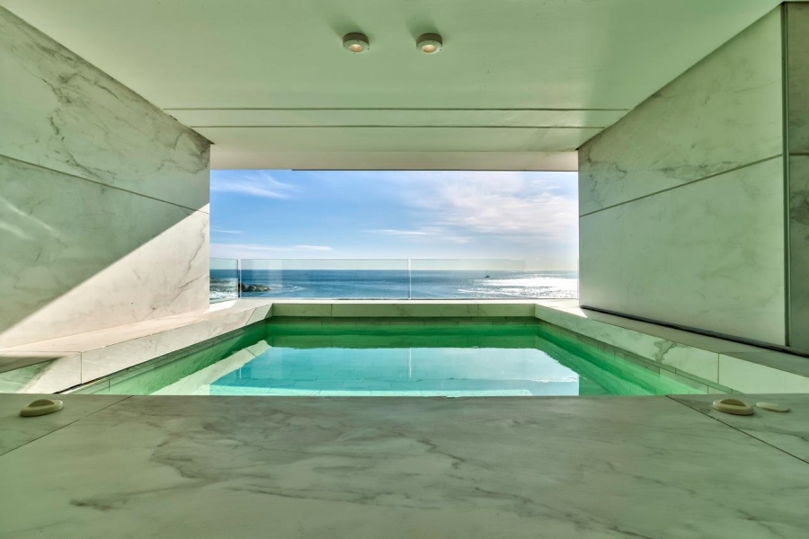 5 Bedroom Property for Sale in Bantry Bay Western Cape